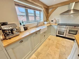 Photo 34- click for photo gallery